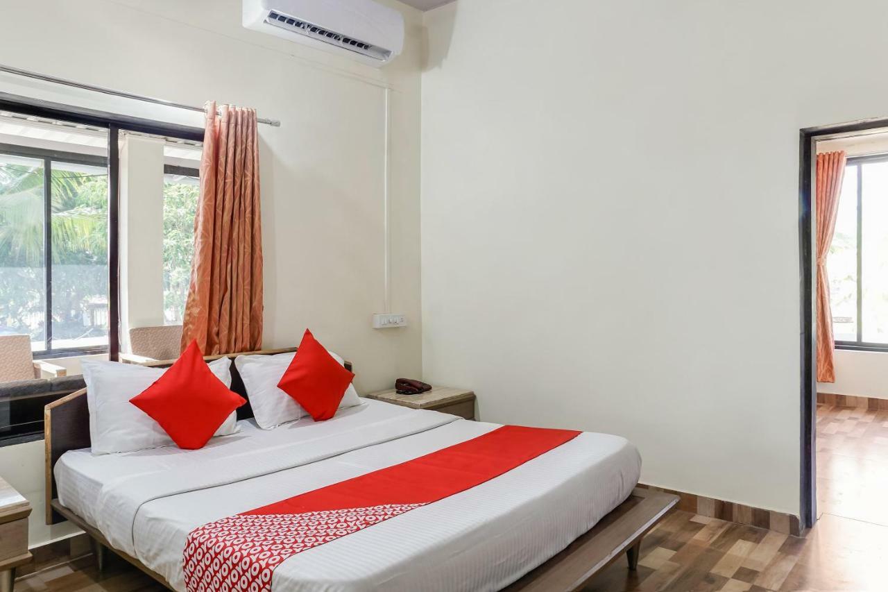 Oyo 29156 Nisarg Holiday Resort Ambli Екстериор снимка